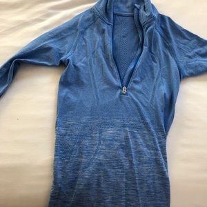 Lululemon Run Briskly 1/2 Zip Long Sleeve SIZE 2